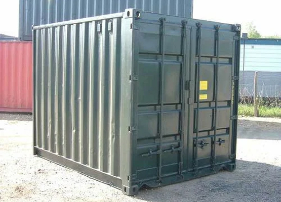 Top Reasons to Invest in a 10ft Shipping Container 